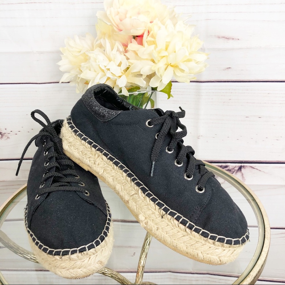 Sh23 Steve Madden black lace up espadrille